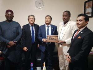 Lire la suite à propos de l’article Rencontre de travail entre le Ministère de l’Education nationale et une délégation de la Commission Nationale pour l’UNESCO – l’ICESCO, ce jour, mercredi 17 mai 2023.