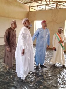 Lire la suite à propos de l’article Poursuite de la mission du ministre de l&rsquo;Education nationale, Pr Ibrahim Natatou dans la région de  Tillabéry