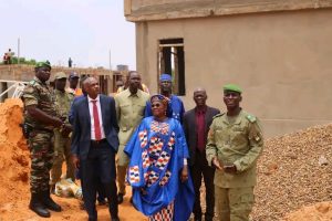 Lire la suite à propos de l’article Visite des chantiers du Collège Scientifique de Niamey